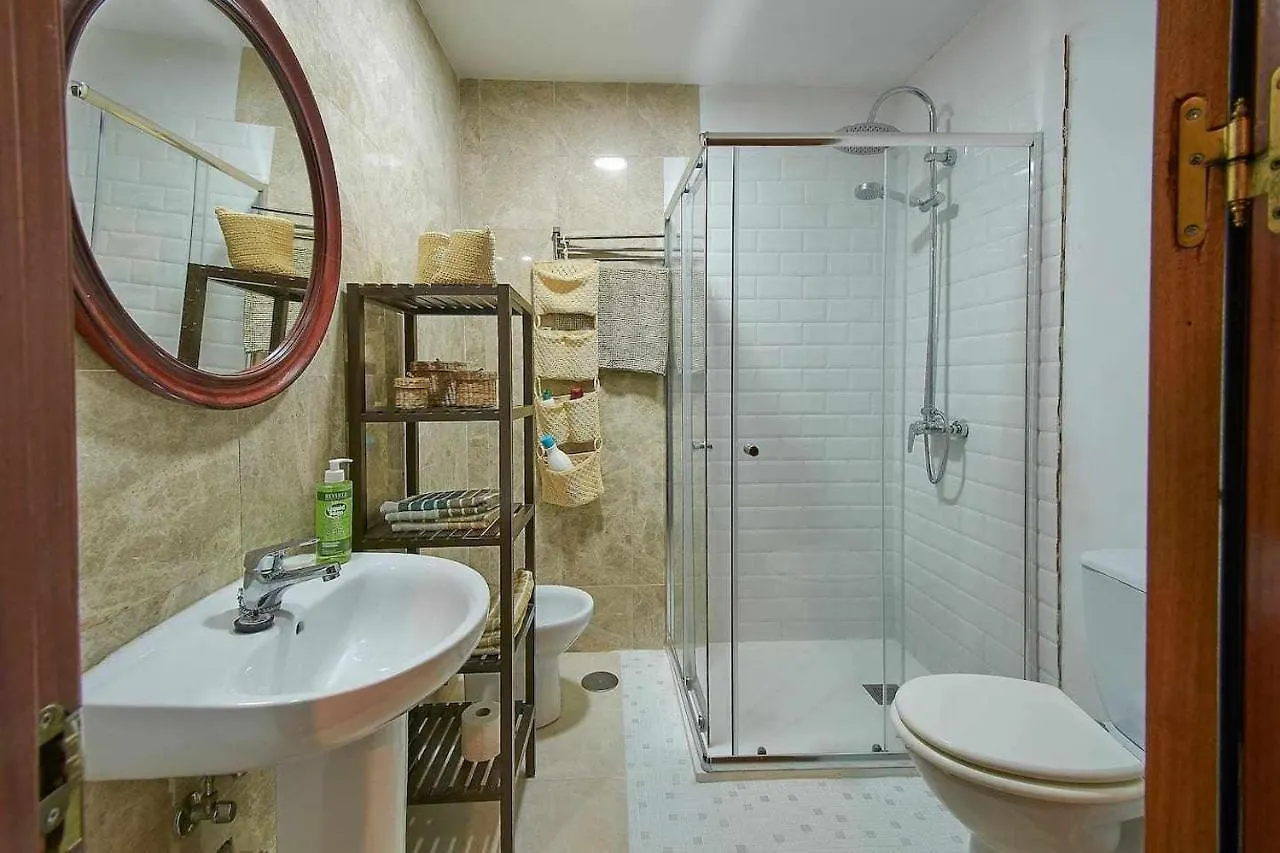 Where You Want To Be Acogedor Piso En El Centro Malaga